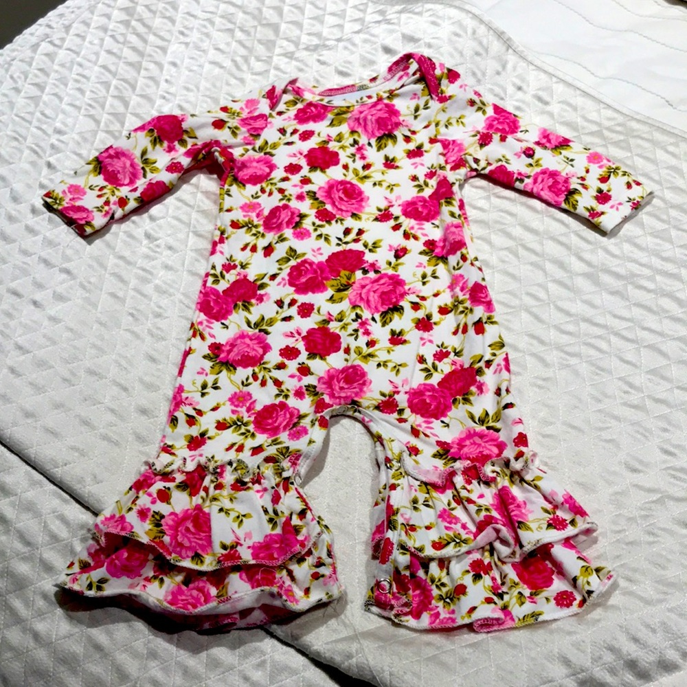 COPY - Mini Mix floral one piece outfit with ruffle bell bottom. Size 6 mos